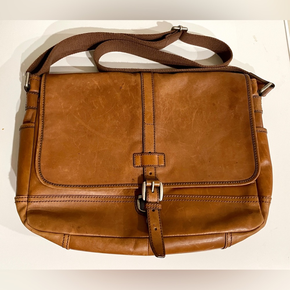 Fossil Men's Leather Messenger Bag Brown